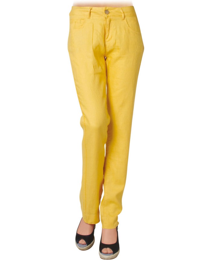 PANTALONE IN LINO. Vita e gamba regolare.