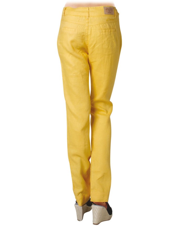 PANTALONE IN LINO. Vita e gamba regolare.