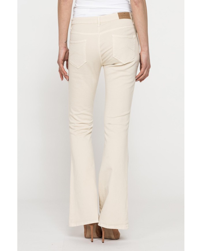 PANTALONE BOOTCUT CON TASCHE FRONTALI IN BULL DENIM