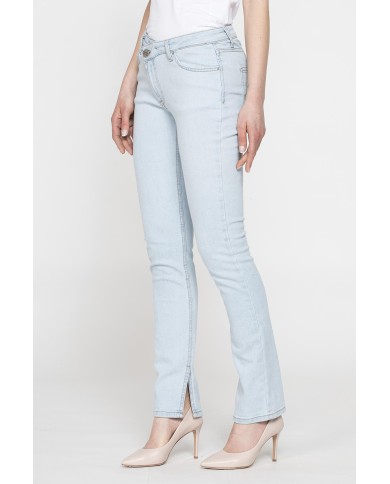 JEANS 5 TASCHE CON SPACCO SUL FONDO