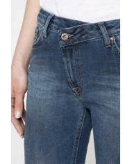 JEANS 5 TASCHE CON SPACCO SUL FONDO