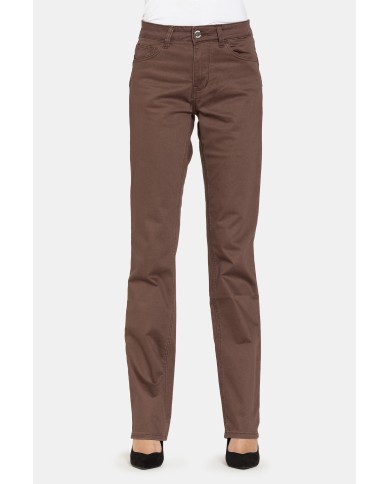 PANTALONI IN GABARDINA STRETCH. Vita alta e gamba regolare.