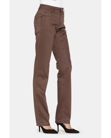PANTALONI IN GABARDINA STRETCH. Vita alta e gamba regolare.