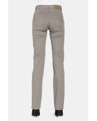 PANTALONI IN GABARDINA STRETCH. Vita alta e gamba regolare.
