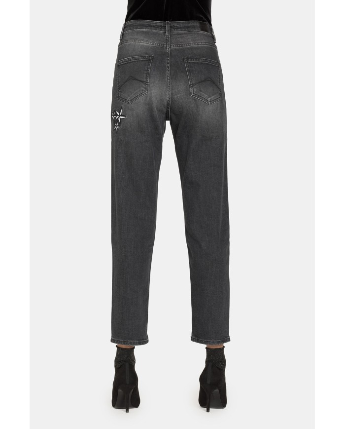 JEANS STRETCH MOD. 753. Vita alta e gamba regolare.