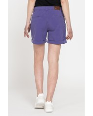 SHORT LEGGERO IN POPELINE.