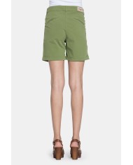 PANTALONE CORTO IN POPELINE STRETCH. Vita regolare