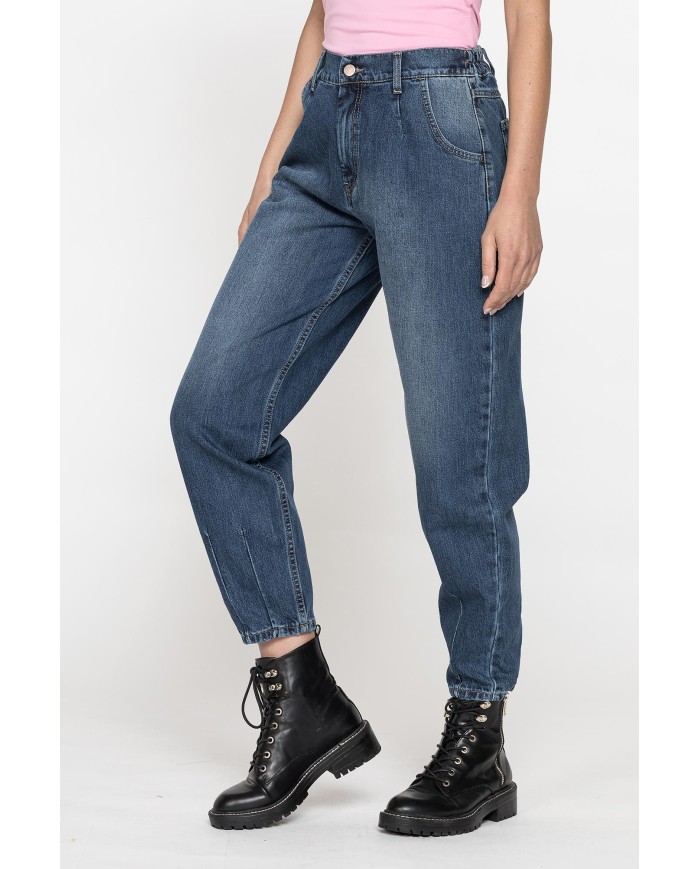 JEANS 5 TASCHE CON ELASTICO IN CINTURA MOD.758A IN DENIM 13,5 oz. Vita alta e gamba morbida