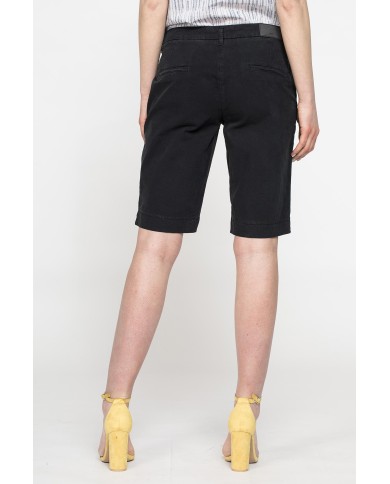 BERMUDA BASIC IN POPELINE STRETCH