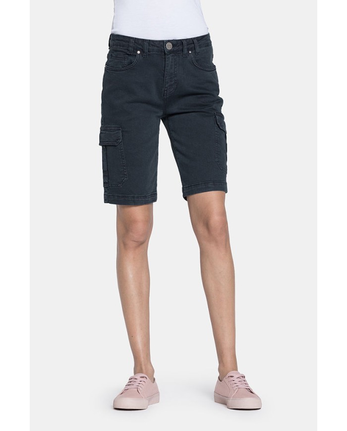 BERMUDA IN JEANS COLOR STRETCH. Vita regolare
