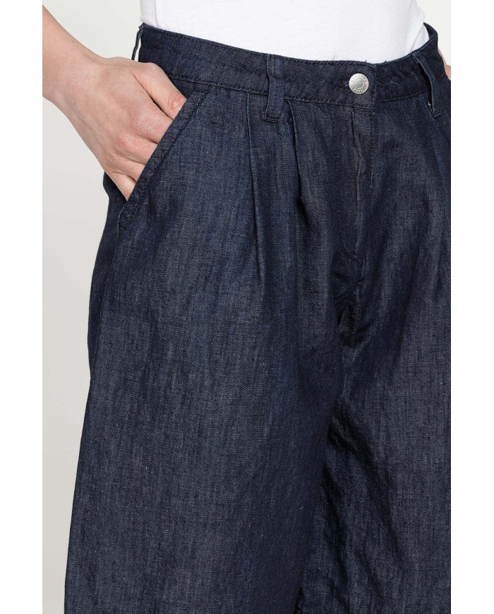 BERMUDA CON PIEGHE IN DENIM LINO