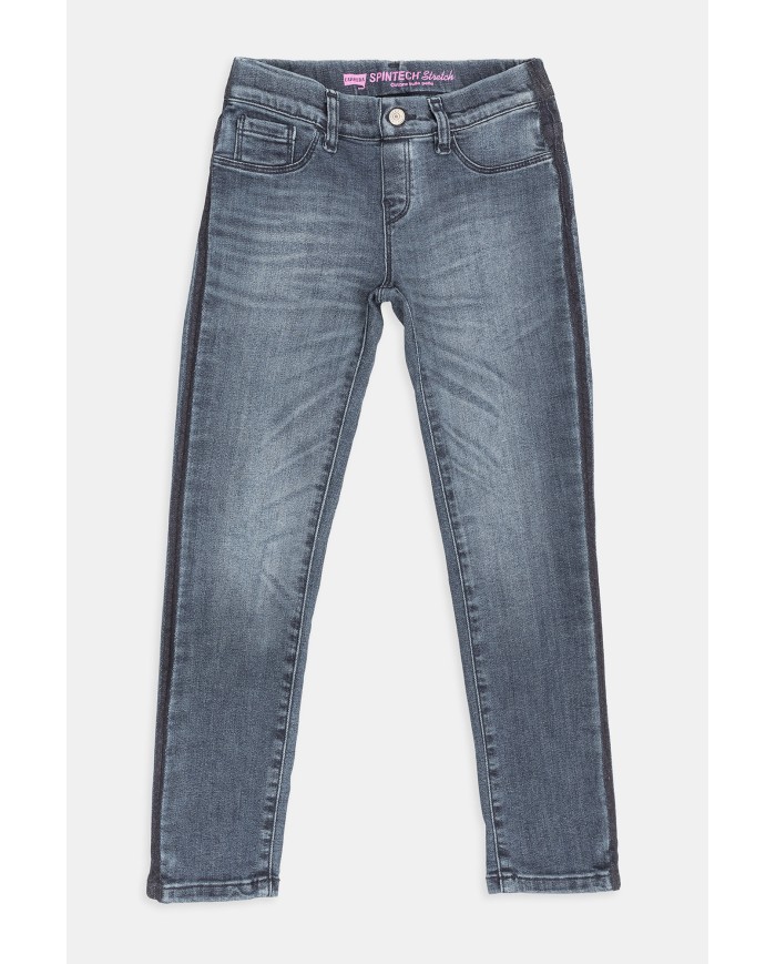 LEGG-JEANS SUPER STRETCH MOD 767. Vita regolare e gamba stretta.