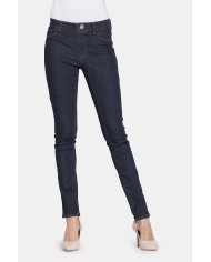 LEGG-JEANS CON TRATTAMENTO ALL'ALOE. Vita regolare e gamba stretta.