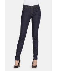 LEGG-JEANS IN TESSUTO SUPER STRETCH. Vita regolare e gamba stretta