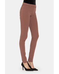 LEGG-JEANS SUPER STRETCH MOD. 767. Vita regolare e gamba stretta.