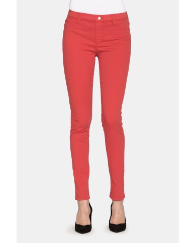 LEGG-JEANS SUPER STRETCH MOD. 767. Vita regolare e gamba stretta.