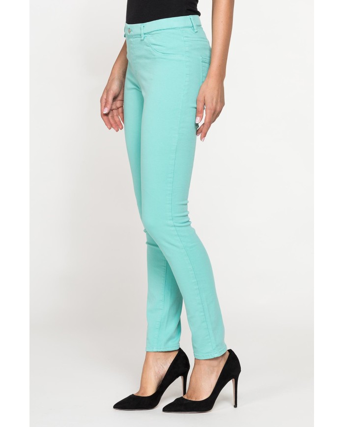 LEGG-JEANS SUPER STRETCH MOD. 767. Vita regolare e gamba stretta.