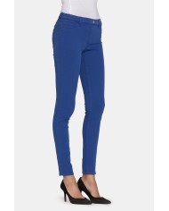 LEGG-JEANS SUPER STRETCH MOD. 767. Vita regolare e gamba stretta.