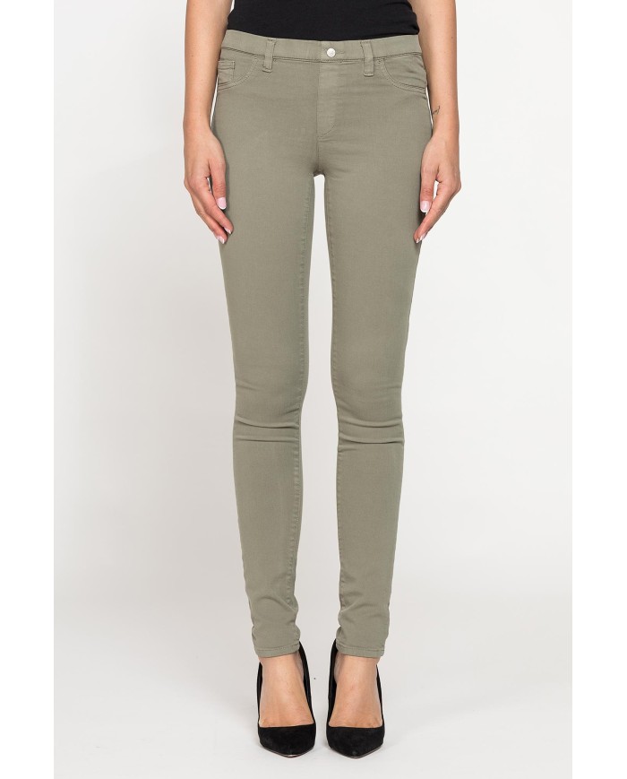 LEGG-JEANS SUPER STRETCH MOD. 767. Vita regolare e gamba stretta.