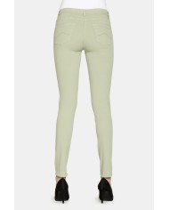 LEGG-JEANS SUPER STRETCH MOD. 767. Vita regolare e gamba stretta.