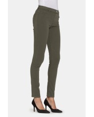 LEGG-JEANS SUPER STRETCH MOD. 767. Vita regolare e gamba stretta.