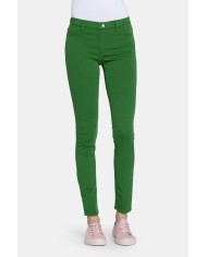 LEGG-JEANS IN GABARDINA LEGGERA MOD. 767. Vita regolare e gamba stretta.