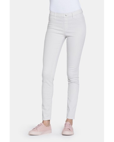 LEGG-JEANS IN GABARDINA LEGGERA MOD. 767. Vita regolare e gamba stretta.