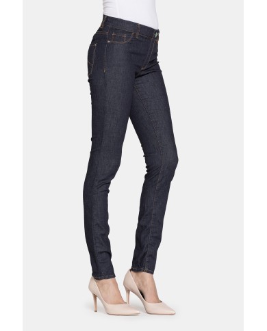LEGG-JEANS SUPER STRETCH MOD 767. Vita regolare e gamba stretta.