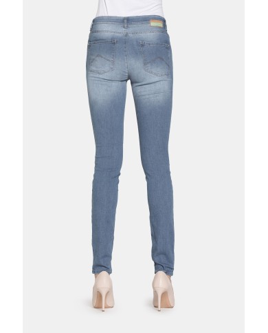 LEGG-JEANS SUPER STRETCH MOD 767. Vita regolare e gamba stretta.