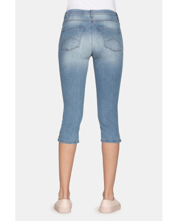 LEGG-JEANS SUPER STRETCH MOD 767. Vita regolare e gamba stretta.