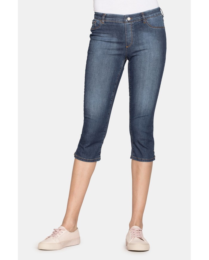 LEGG-JEANS SUPER STRETCH MOD 767. Vita regolare e gamba stretta.