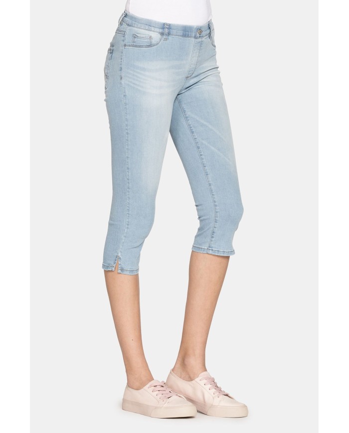 LEGG-JEANS SUPER STRETCH MOD 767. Vita regolare e gamba stretta.