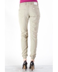 JOGGER JEANS COLORATO MOD 771. Cavallo basso e gamba regolare.