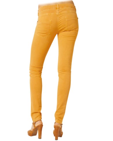 GABARDINA LEGGERA STRETCH. Vita bassa e gamba stretta.