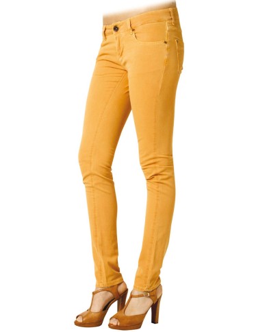 GABARDINA LEGGERA STRETCH. Vita bassa e gamba stretta.