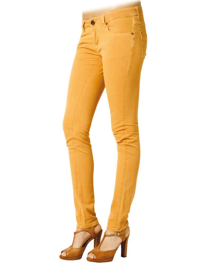 GABARDINA LEGGERA STRETCH. Vita bassa e gamba stretta.