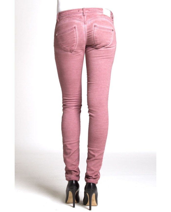 JOGGER JEANS COLORATO MOD 788 BOTTOM-UP. Vita bassa e gamba stretta.