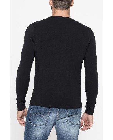 T-SHIRT SLIM A MANICA LUNGA IN TESSUTO ELASTICIZZATO