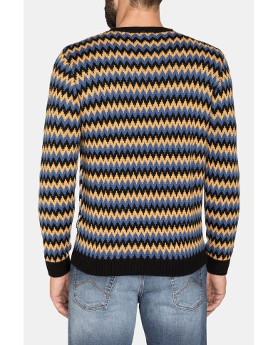 MAGLIA A FANTASIA REALIZZATA CON FILATO GROSSO