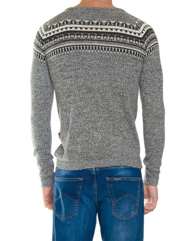 MAGLIA A FANTASIA REALIZZATA CON FILATO GROSSO