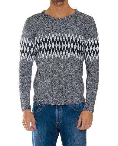 MAGLIA A FANTASIA REALIZZATA CON FILATO GROSSO