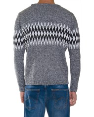 MAGLIA A FANTASIA REALIZZATA CON FILATO GROSSO