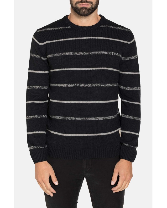 MAGLIA A FANTASIA REALIZZATA CON FILATO GROSSO