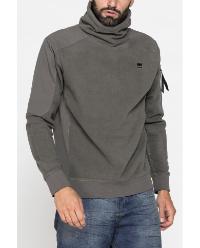 PILE A COLLO ALTO CON CONTRASTI DI TESSUTO