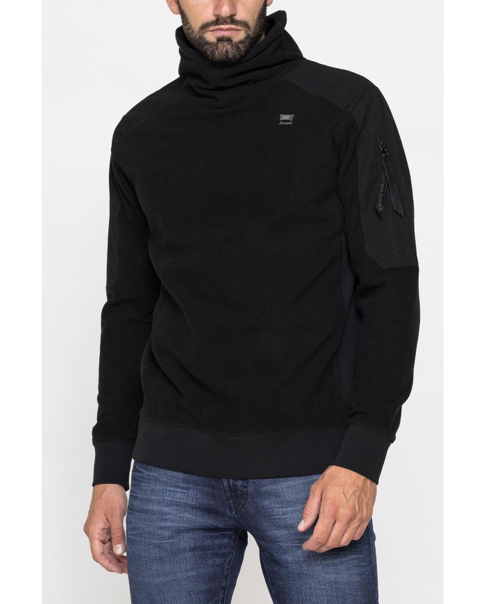 PILE A COLLO ALTO CON CONTRASTI DI TESSUTO