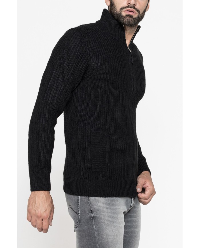 CARDIGAN IN MAGLIA LAVORATO CON FILATO GROSSO