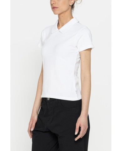 POLO CON ABBOTTONATURA POSTERIORE