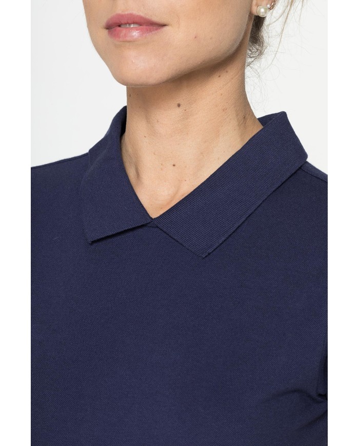 POLO CON ABBOTTONATURA POSTERIORE