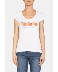 T-SHIRT CON SCOLLO ROTONDO IN 100% VISCOSA.