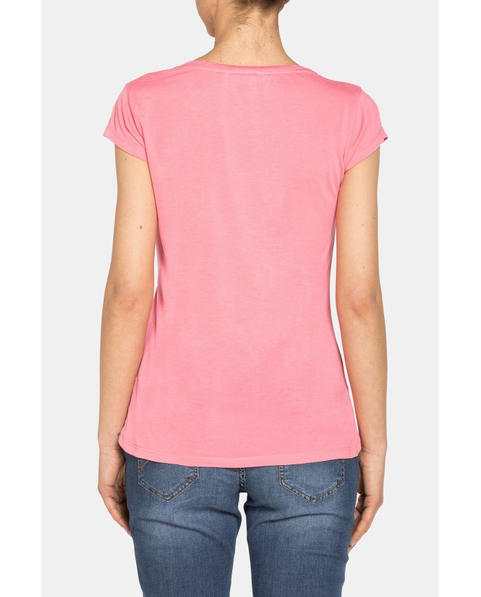 T-SHIRT CON SCOLLO ROTONDO IN 100% VISCOSA.